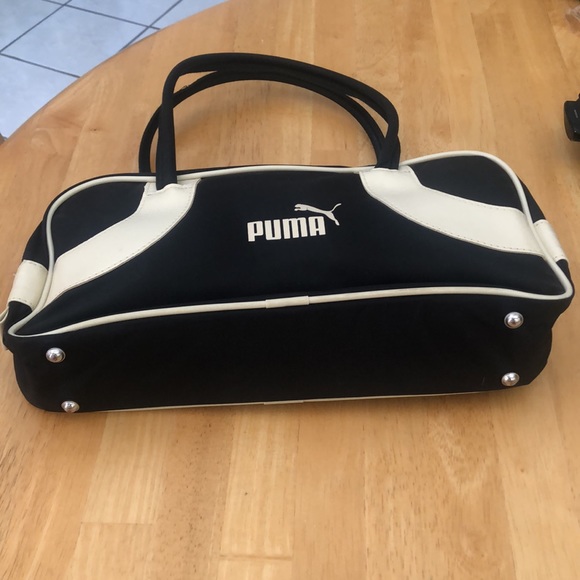 Vintage Black and Cream PUMA Nylon Handbag. - Picture 2 of 4